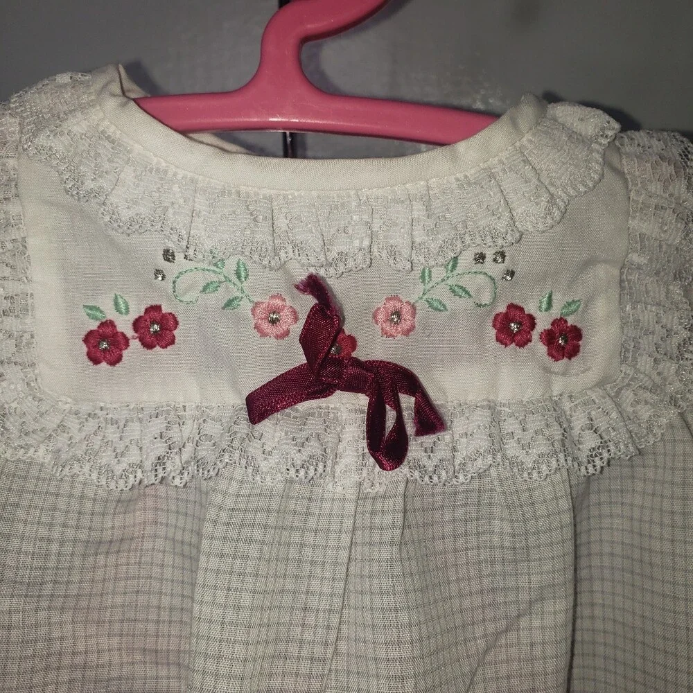 VINTAGE Baby Togs White Footed PJ Pajamas 6-9 Months